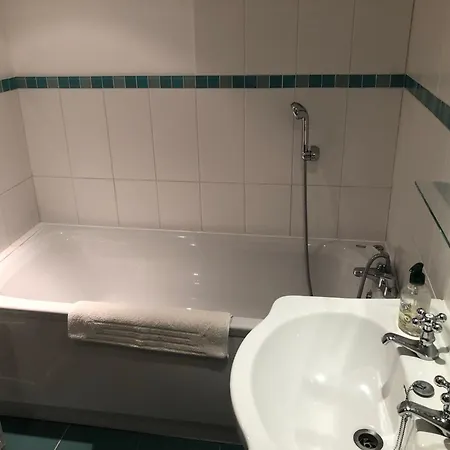 Apartment 4 Pers Piscine Chauffee Proche Plages *